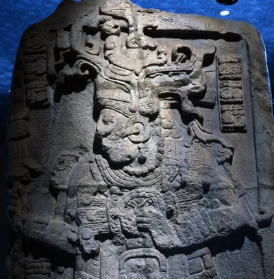 Estela de Calakmul, Península de Yucatán, México, período Clásico Tardío, 600-900 d.C. de Mayan